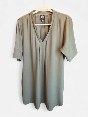 Bobeau Olive V-Neck Dress XL Like New